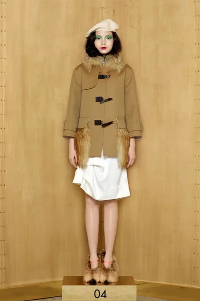 Look 4